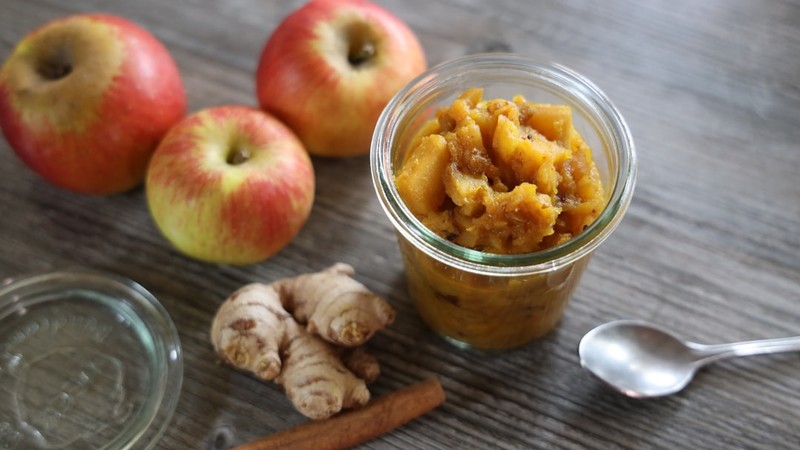 Compote de pommes à la cannelle