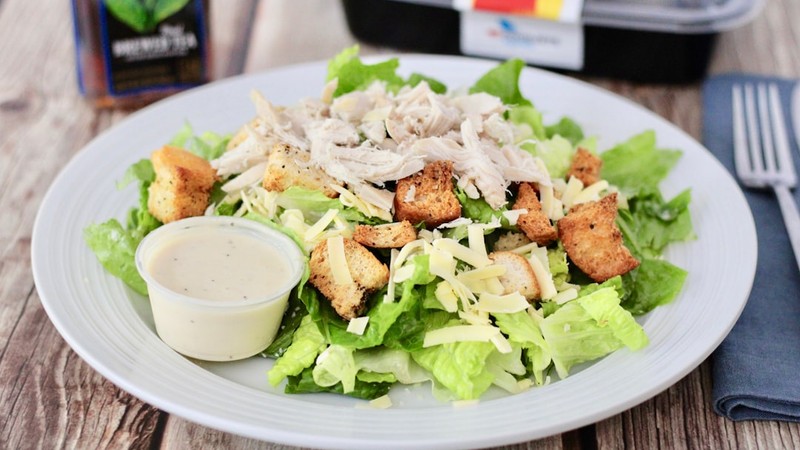 Salade César au poulet grillé