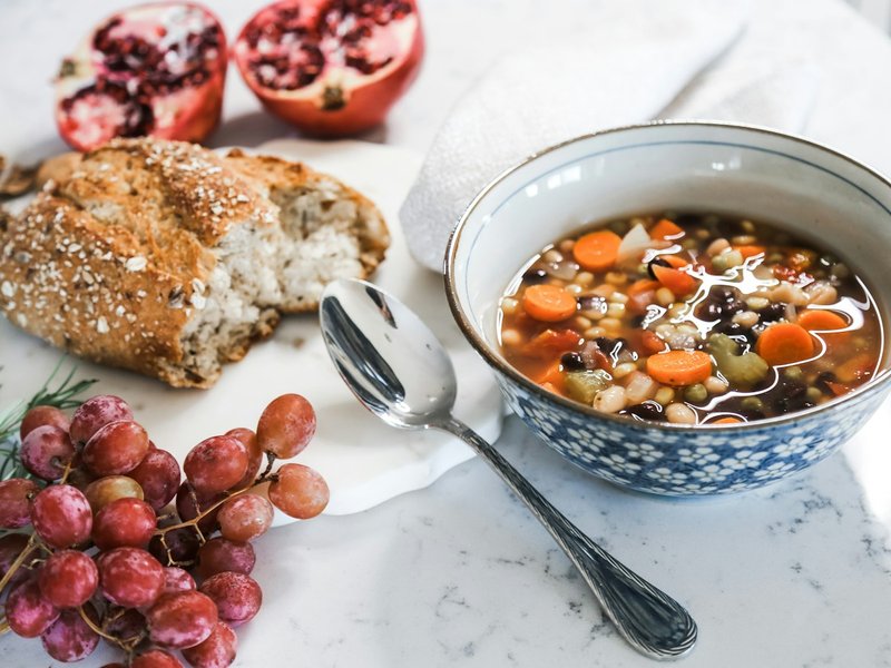 Soupe-repas minestrone au poulet et haricots blancs
