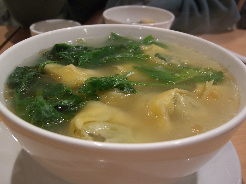 Soupe de wontons au gingembre