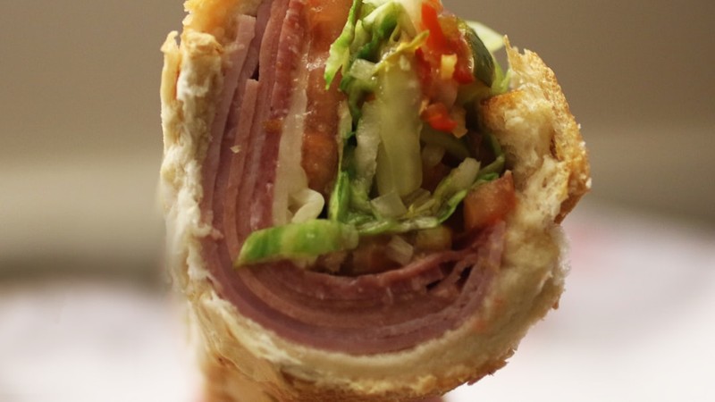 Wrap jambon fromage crudités