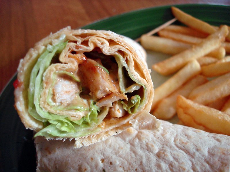 Wrap poulet crudités